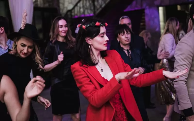 Ирмена Чичикова има ключова роля в първи и втори епизод на сериала "Тайно нашествие".