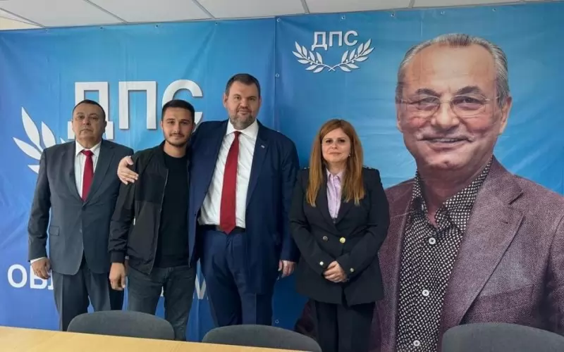 Благословията на Доган далеч не стига, за да получи Пеевски това, което иска.