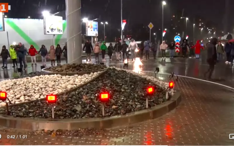 Условната присъда извади хората на протест