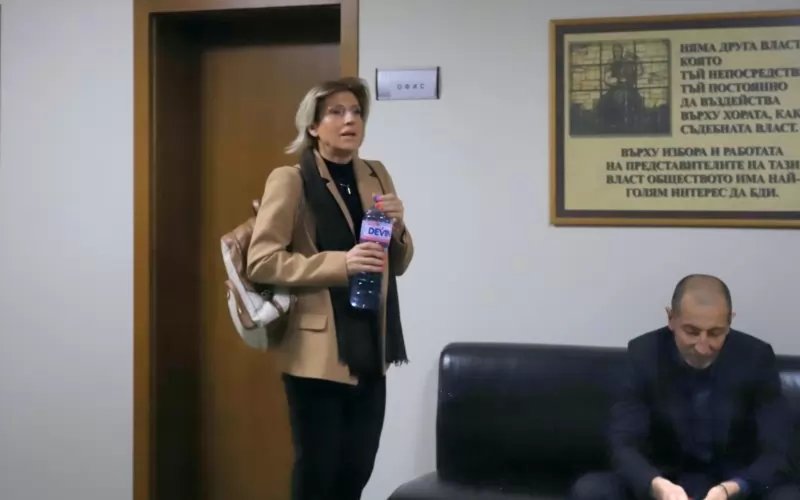 Владислава Цариградска се яви в съвета днес с настояване да бъде изслушана.