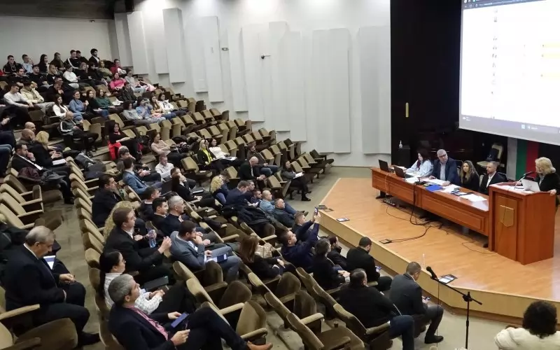 Месец караници и два дни сесия костваше на варненци приемането на бюджета.