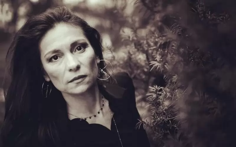Актрисата Невена Калудова ще се превъплъти в разследващата журналистка Анна Политковска.