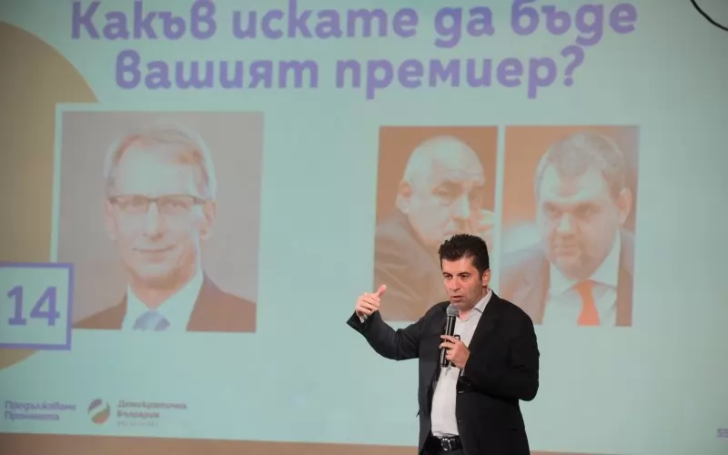 Кирил Петков рекламира Николай Денков - не качествата му сами по себе си, а задължително след сравнение с Пеевски и Борисов, тоест размахване на плашила.