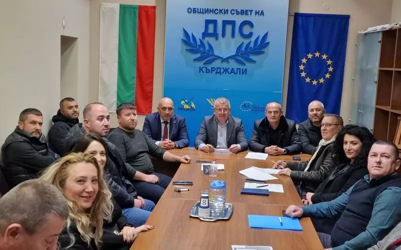 ДПС-НН изчака да преминат изборите, за да започне с чистката.