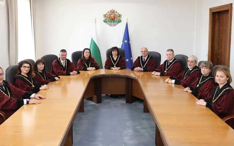 КС в момента е с член по-малко, тъй като парламентът не е попълнил квотата си.