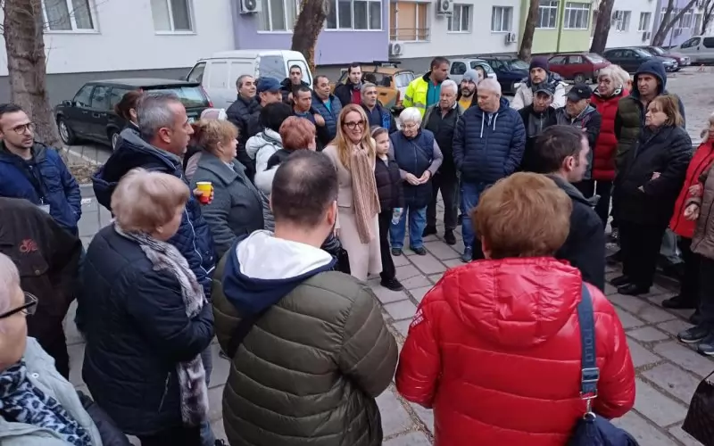 Кметицата на среща с граждани тия дни.