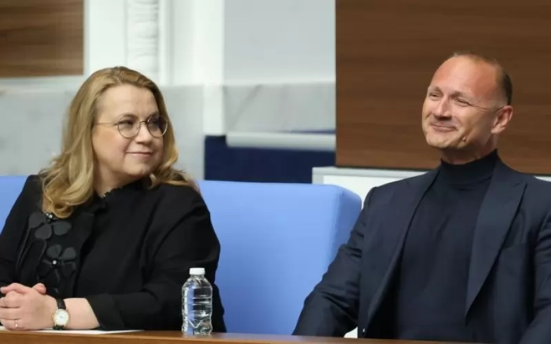 Депутатите притиснаха с въпроси Деница Златева и Росен Христов. 