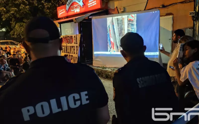 Полицаи пазят гражданския протест в търсене на истината за смъртта на Явор Георгиев. Днес самите полицаи пък излизат на протест в подкрепа на колегите си