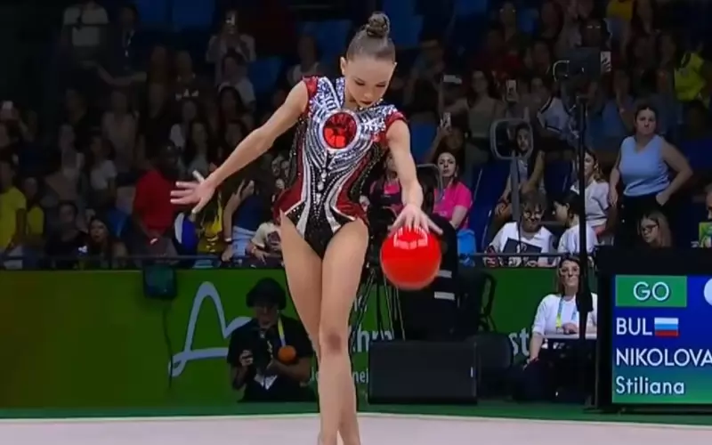 Стилияна Николова играе последното си съчетание на световното - на топка