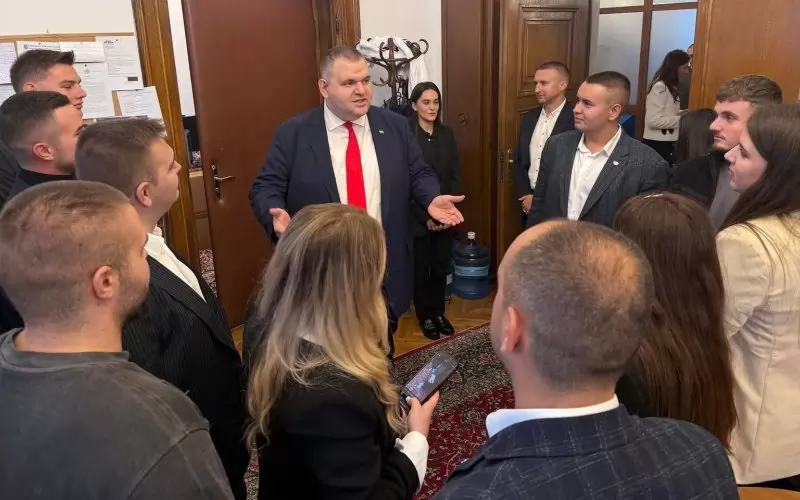 Сега Пеевски трябва да подготвя хората си за много по-различно положение от това, с което бяха свикнали.