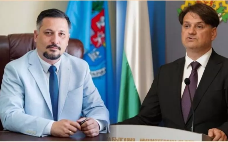 Кмет срещу министър.