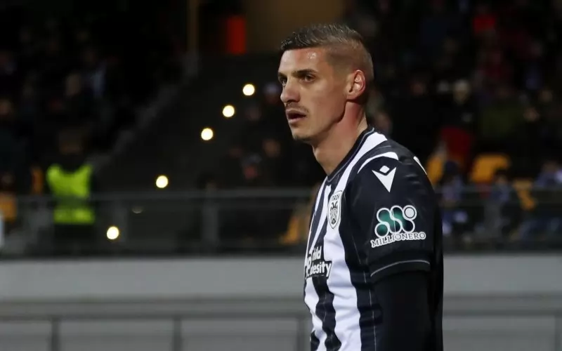 Капитанът на националния отбор по футбол Кирил Десподов има значителен принос за общата сума от 38 млн. евро, платена за български играчи, тъй като неговите трансфери в "Каляри" и ПАОК са общо за около 7 млн.