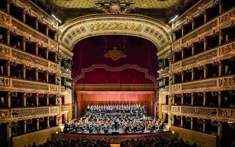 Премиерата на "Партенопа" ще бъде на 12 декември в разкошната зала на "Театро Сан Карло".