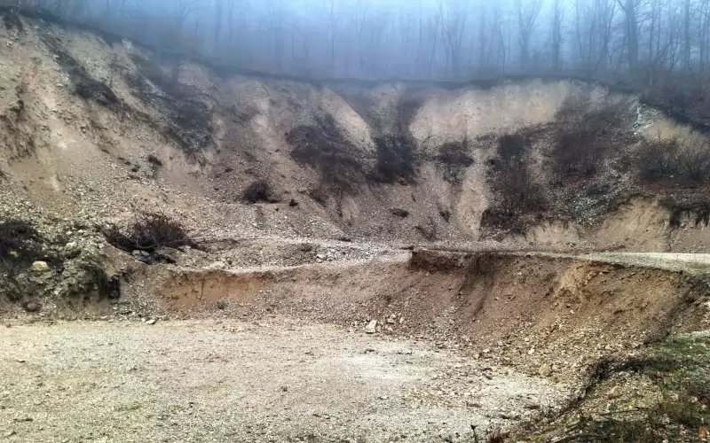 Незаконната кариера.