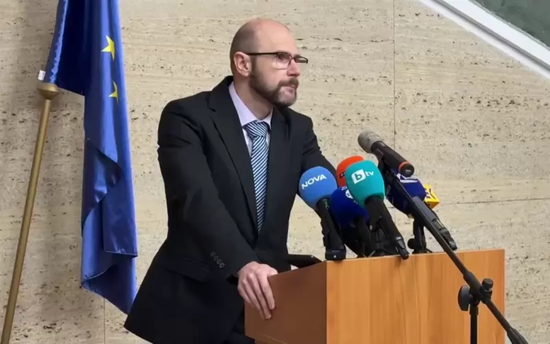 Министърът на правосъдието Андрей Янкулов представи днес двата законопроекта.