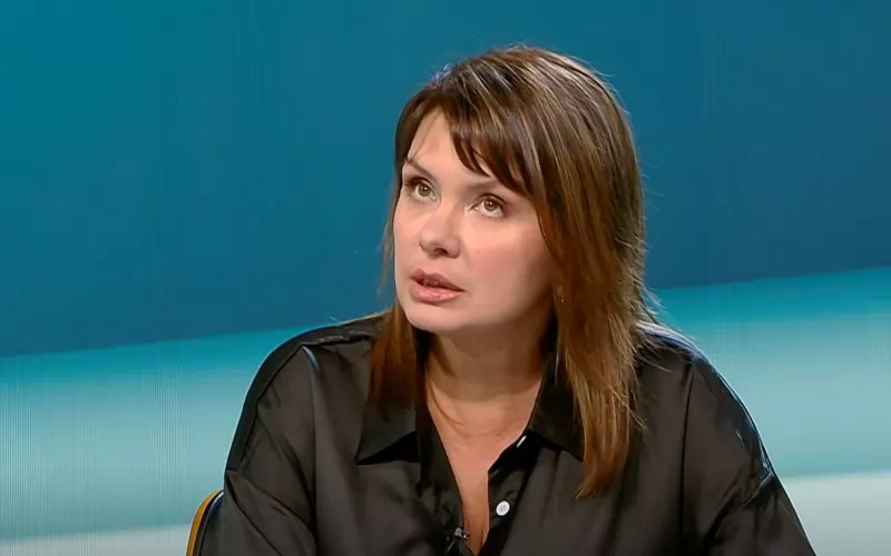 Теодора Георгиева в студиото на Нова тв в неделя.