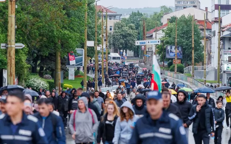 Протестът в петък събра доста хора.
