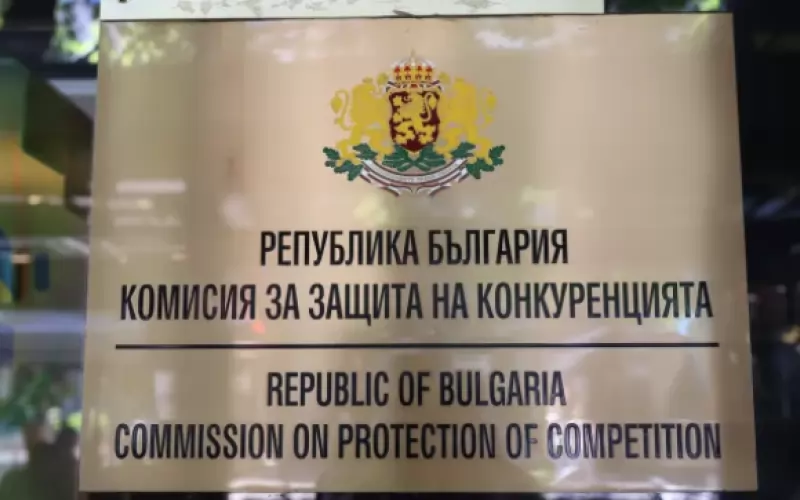 В срок от 30 дни страните и по двете определения имат право да представят писмени възражения по предявените обвинения, както и да бъдат изслушани пред Комисията. След това Комисията ще се произнесе с окончателни решения. Размерът на санкциите е до 10% от оборота за предходната финансова година, като сред възможните последици е и ограничаване на правото за участие в обществени поръчки.