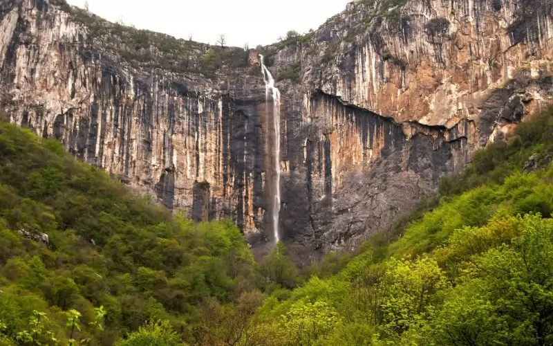 Водопад Врачанска Скакля (STP-0003), висок 139,2 м.