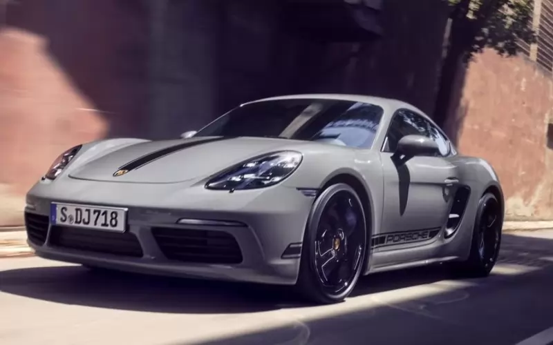 Серията Porsche 718 остава в производство