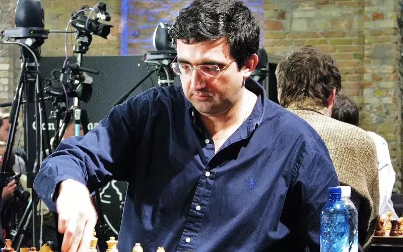 Владимир Крамник няма да има право да участва в състезания под егидата на FIDE или да заема официални длъжности в шахмата през следващите 24 месеца.