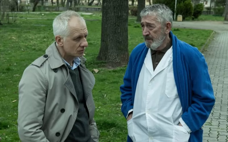 Ивайло Христов и Иван Бърнев в кадър от филма победител Made in E.U.
