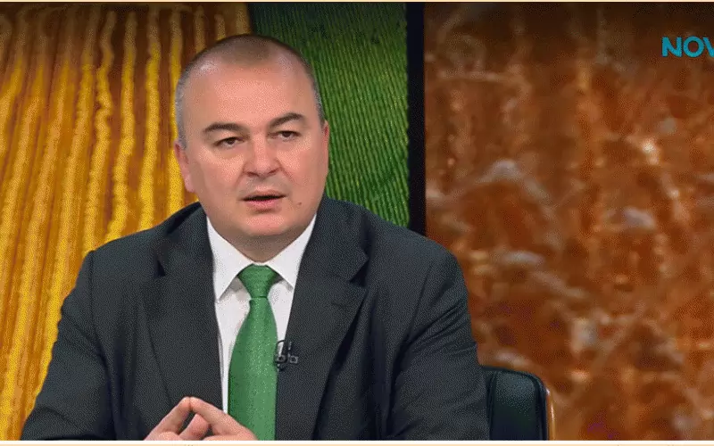 Според министър Абровски "Кошница с грижа" е голям успех. 