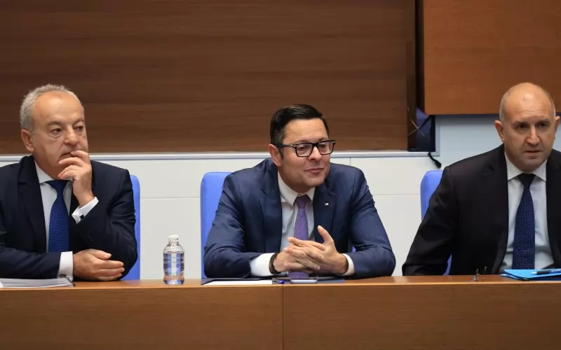 Разочароващо в проекта на "бюджетен план" на правителството за 2027 г. не се виждат обещаните реформи за свиване на разходите.