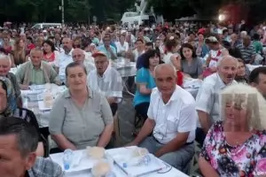 "Не можеш да заспиш, умът ти е в България"