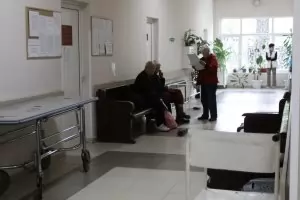 Работодатели искат първите 3 дни болничен да са неплатени