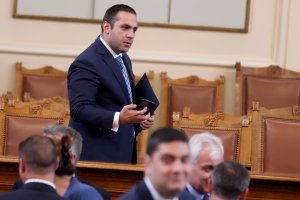 Едва месец след като се разбра че ще бъде създадена