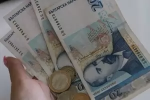 И догодина минималната заплата ще се определя административно