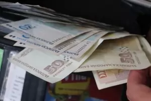 Средната заплата надхвърли 2000 лв. през септември
