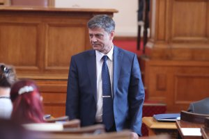 Въпреки първоначалните намерения на правителството да даде допълнителни полицейски правомощия