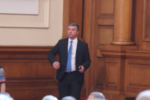 Левицата сезира прокуратурата с искане да влезе в Министерство на