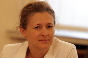 Джема Грозданова – председателят на парламентарната комисия по външна политика