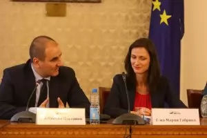  Кодексът на ЕК срещу фалшивите новини е засипан от критики