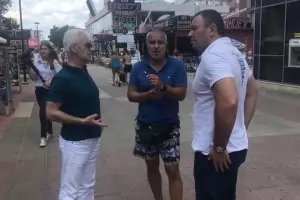 Патриоти лудуват, кумци царуват, избирателите патки пасат