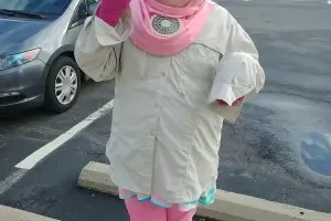  Една на милион: как живее момиче с алергия към слънцето 