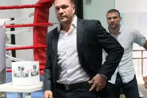 Кубрат Пулев ще се бие три пъти догодина