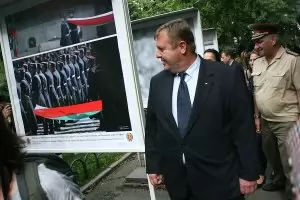 ВМРО и организации на хора с увреждания влязоха в "кръгова отбрана" за зам.-министър