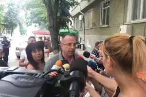 Борбата с чумата чака политически консенсус