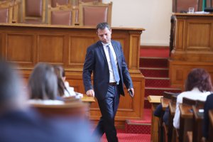 Прокуратурата тихомълком е внесла в съда прашасалото дело Белене от което