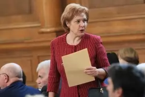 Вдигането на акциза на бездимните цигари e само лобизъм