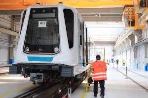 След третия неуспешен вчерашен опит да наложат решение за разширението на