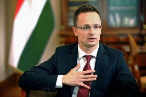 Унгария ще подкрепи забраната за внос на петрол от Русия