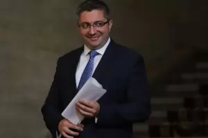 Цената на водата ще расте "служебно" с минималната заплата