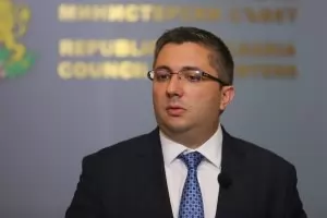 Парламентът прие оставката на Николай Нанков
