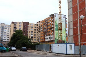 Средната цена за жилище в столицата замръзна около 1090 евро
