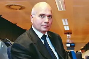 Зелените изненадаха в гръб Юнкер, Борисов и Цацаров